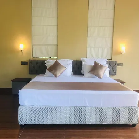 Royal Retreat ,Kandy Extérieur photo